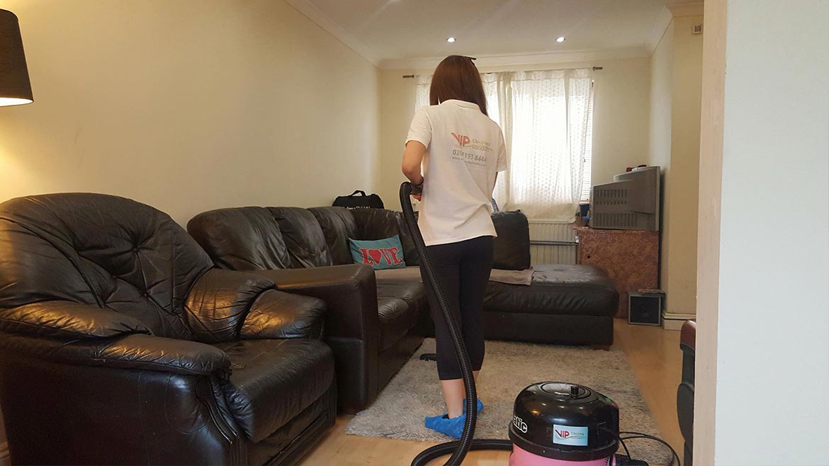 end-of-tenancy commercial cleaning Kensington flat